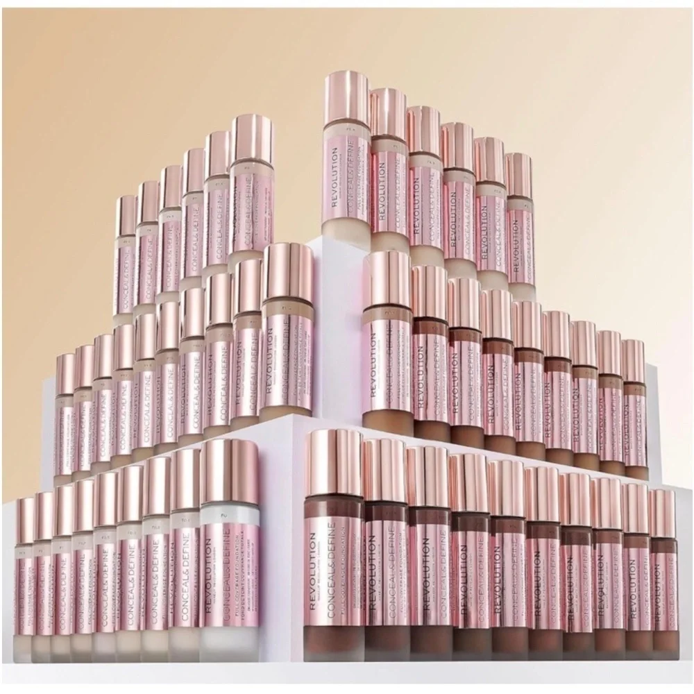 Bundle of Two Makeup REVOLUTION F6 CONCEAL & HYDRATE Radiance CONCEALER